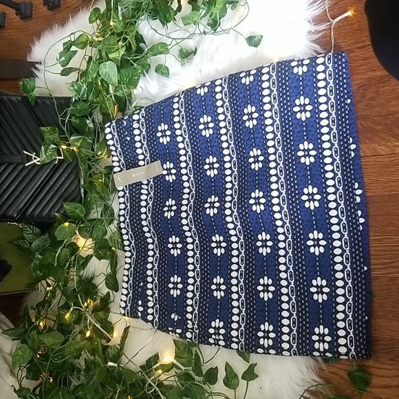 J.crew Floral Jaquard mini skirt size 00 new with tag blogger's faviorite skirt - Picture 4 of 10